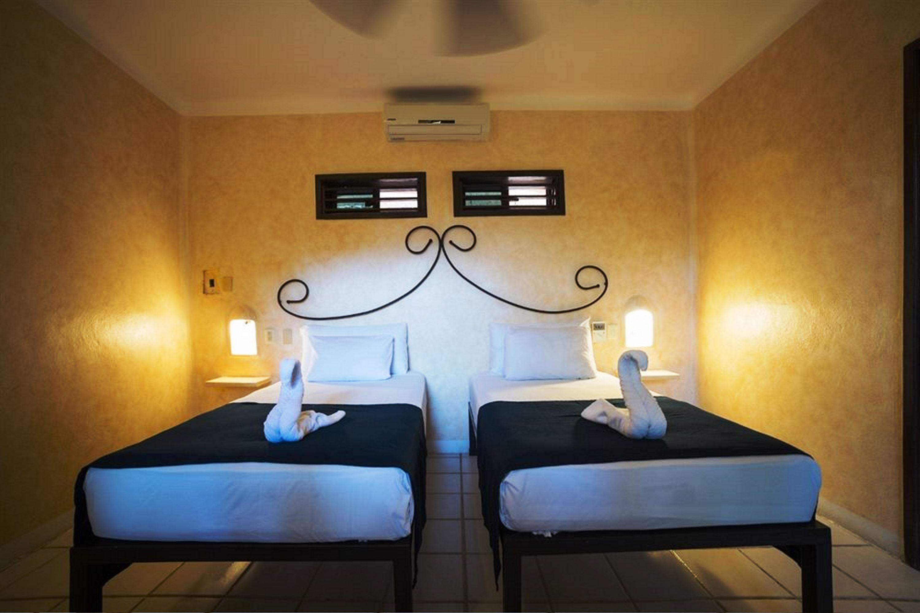 Hotel Barrio Latino Playa del Carmen Buitenkant foto
