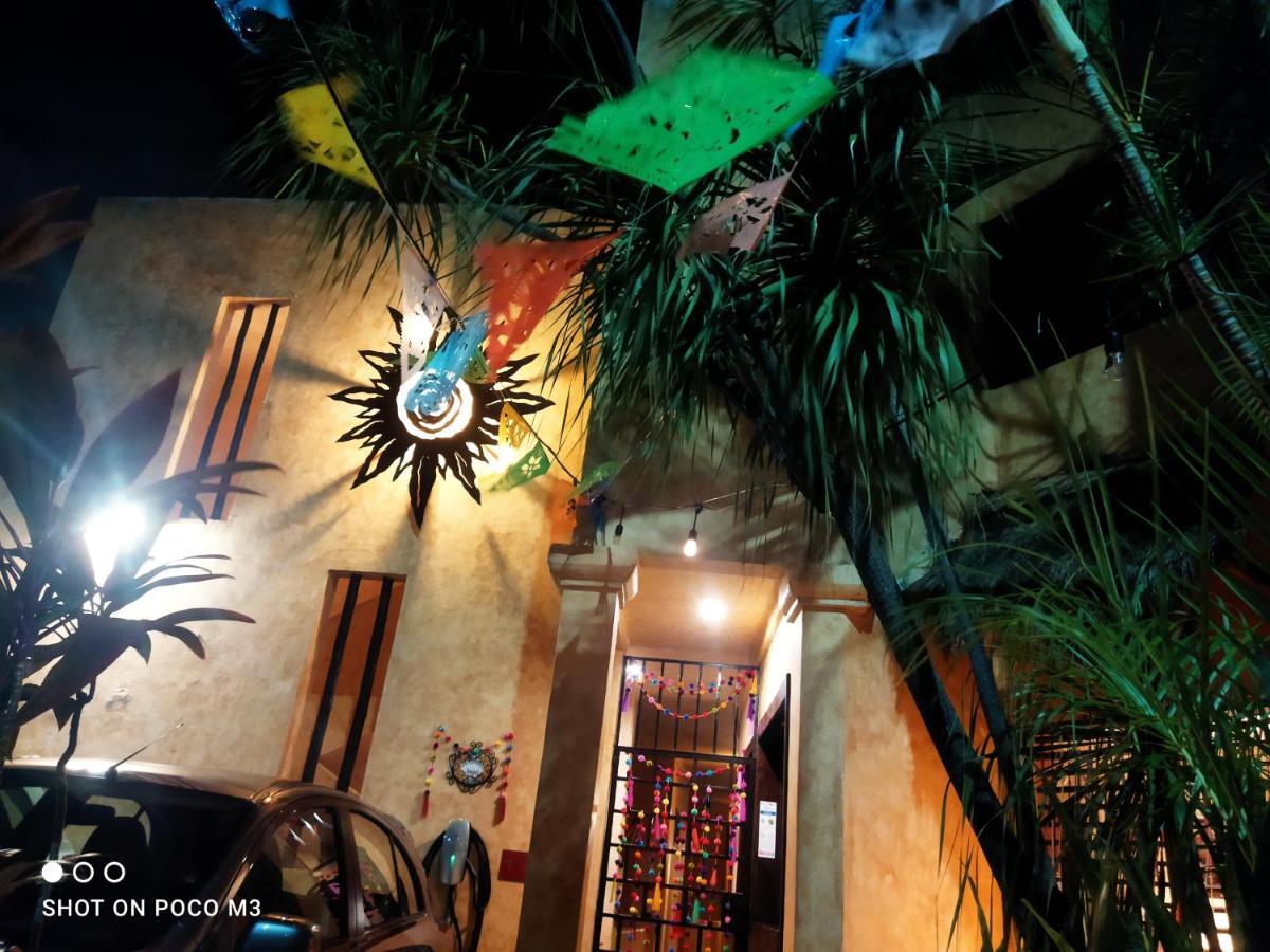 Hotel Barrio Latino Playa del Carmen Buitenkant foto